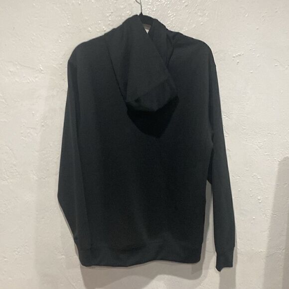 FILA logo hoodie in navy. Men’s S. 55/45 cotton/poly. Like new condition. Sharp! - Picture 1 of 8